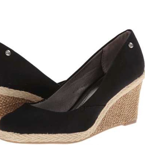 lifestride black wedges